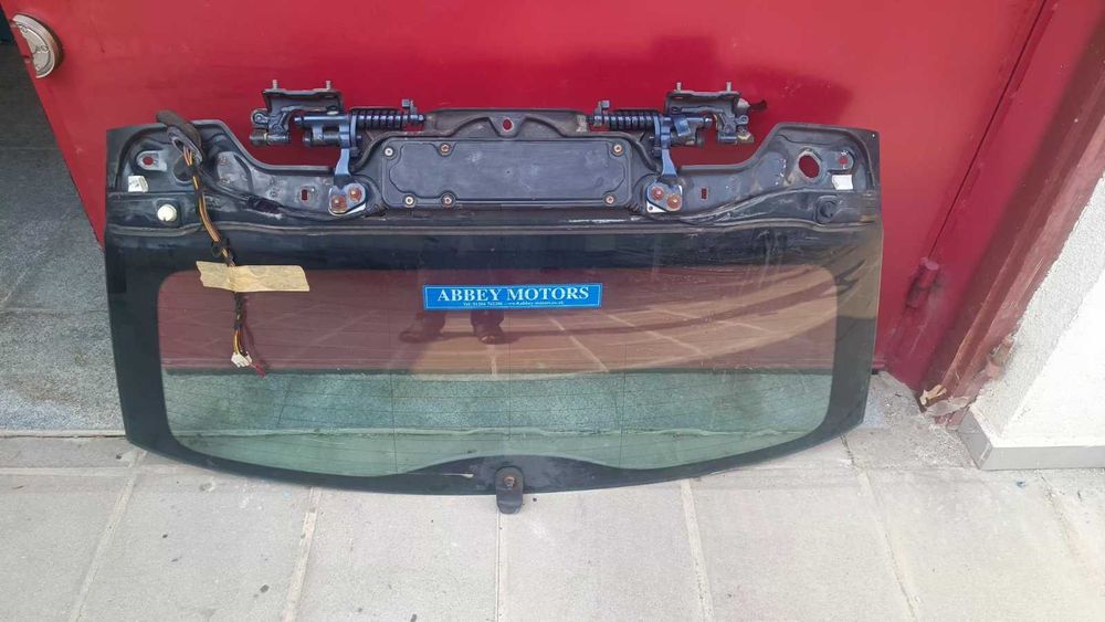 Стъкло за BMW E91-2012 година фейстлифт