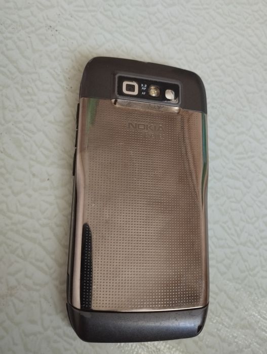 NOKIA E71 оригинал