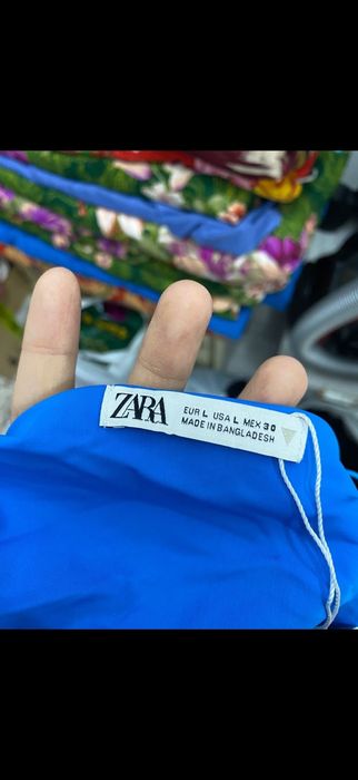 Zara новый платье