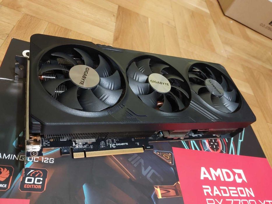 Gigabyte RX 7700 XT 12GB Gaming OC