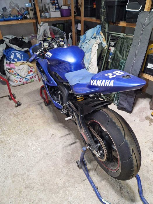 Yamaha R6 full race • Pregătită pistă circuit