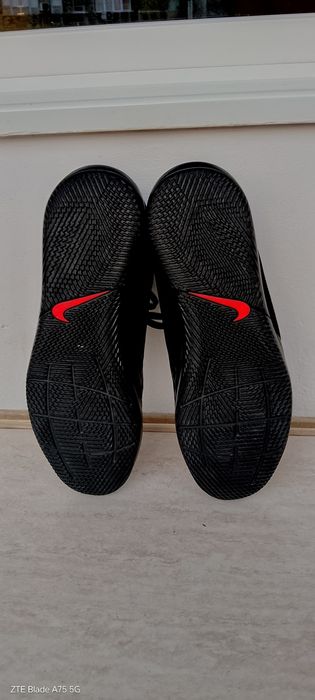 Найк маратонки..43 номер