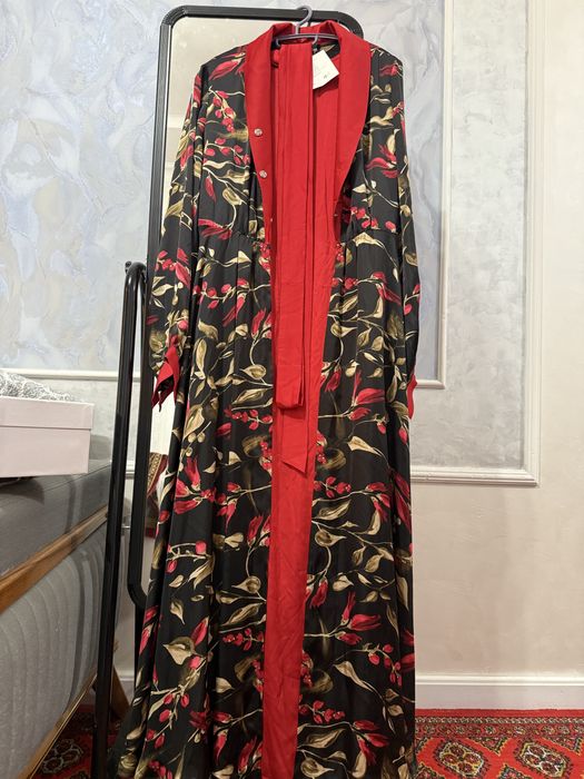 Двойка Абая Дубай