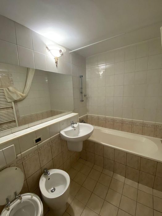 Inchiriez apartament 2 camere