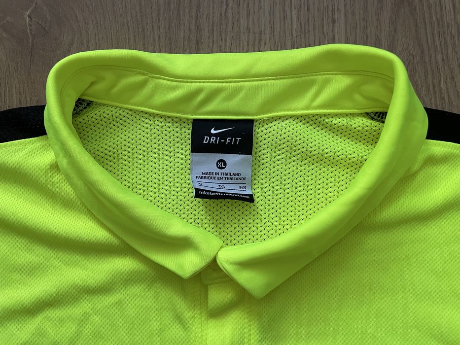 Nike Dri Fit Polo Tshirt XL