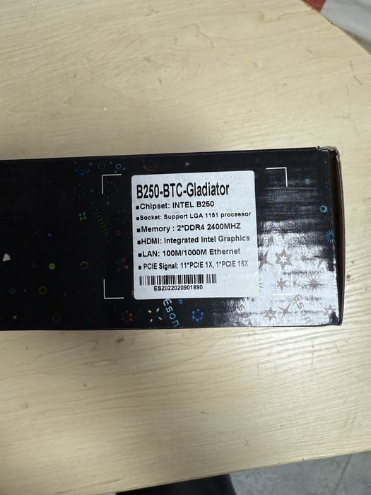 B250 BTC Gladiator с процессором и ОЗУ для майнинга