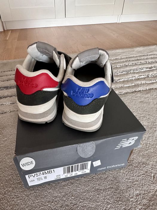 Adidasi Nike Balance noi