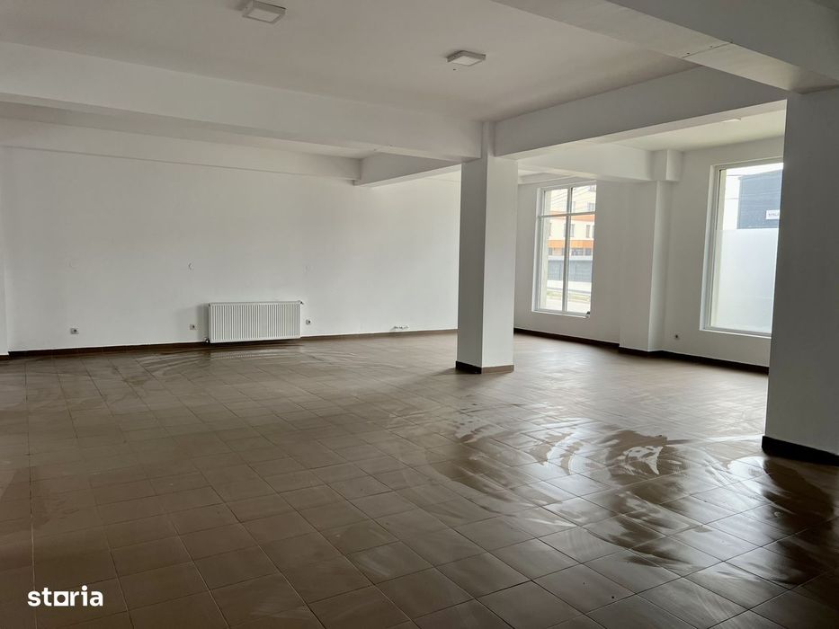 Spațiu comercial de vânzare, 127 mp, parter