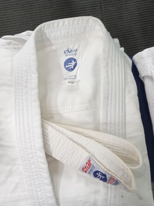 Продам кимоно Дзюдо бу.