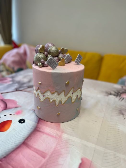 Бутафорна торта Стич