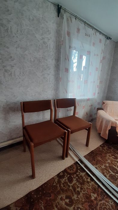 Продам мебель , гарнитуры , кровати .