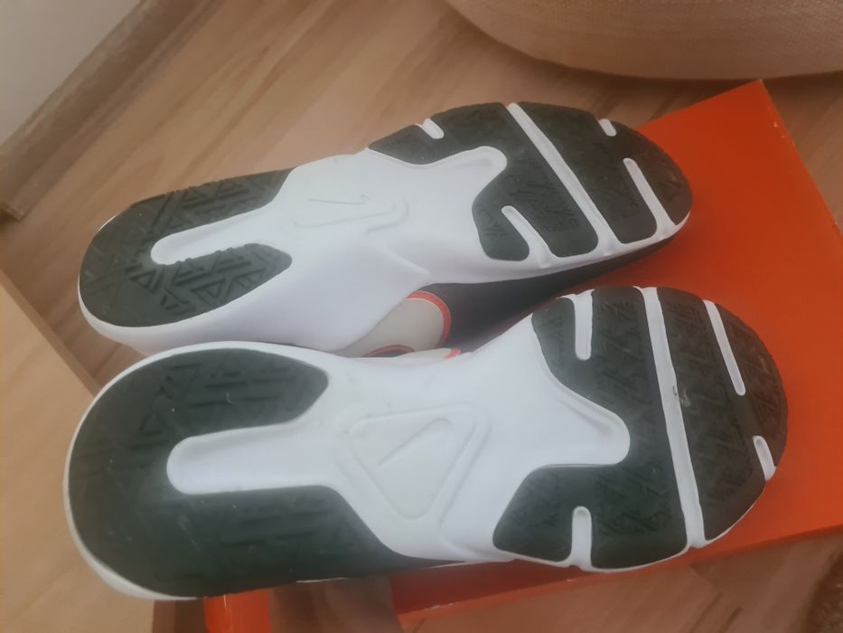 NIKE Фитнес обувки Legend Essential 2, Тъмнозелен 42,5