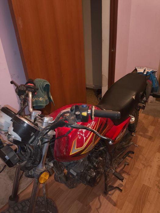 Мотоцикл Роял 200куб
