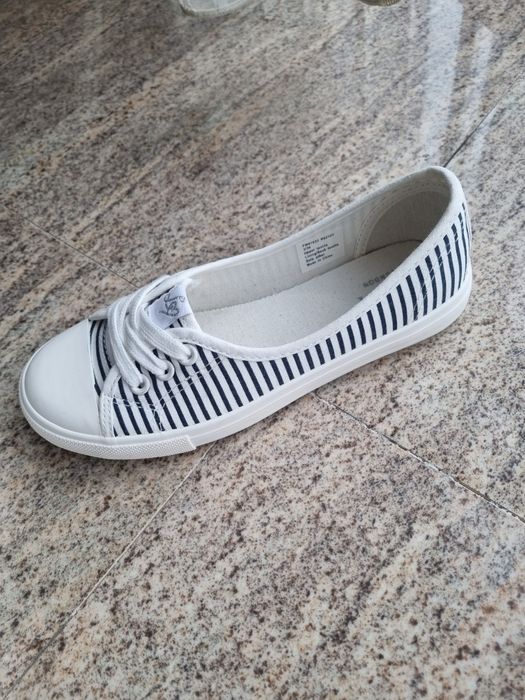 Кеды на резиночках