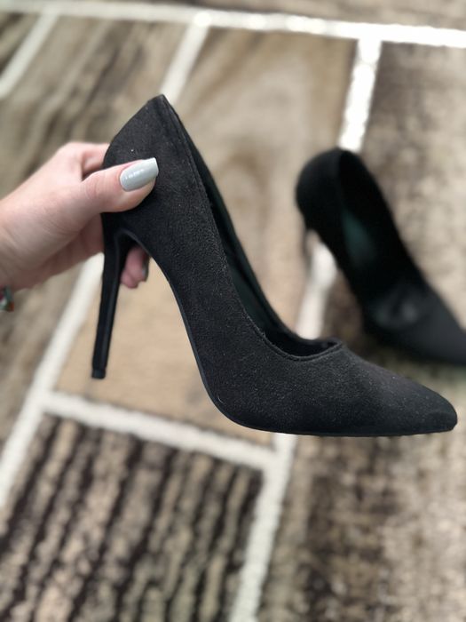 Pantofi stiletto negri