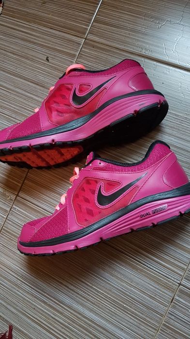 Adidasi Nike Dual Fusion 40cm