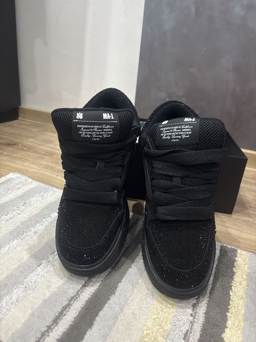 Обувки амири официялни