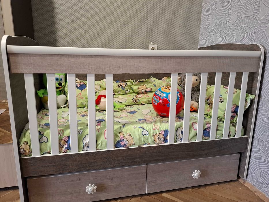 Детска дървена кошара + матрак