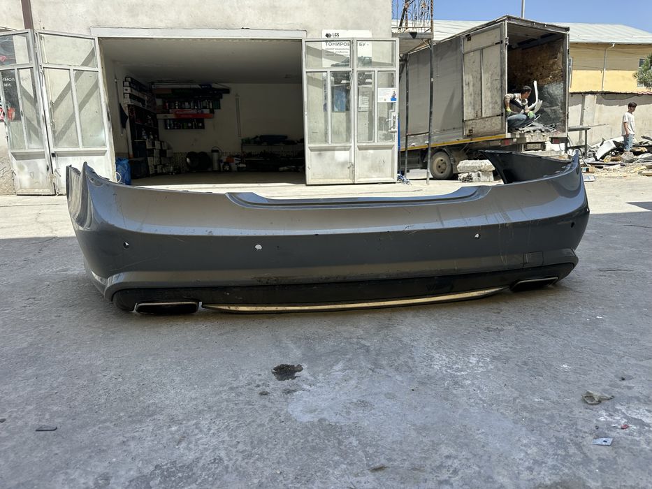 CLS 550 zadni bamfer  kraska qilinmagan