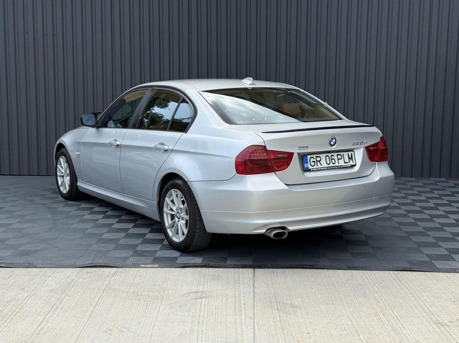 BMW Seria 3 Bmw 320d // Vindem in Rate Avans Zero cu Buletinul //
