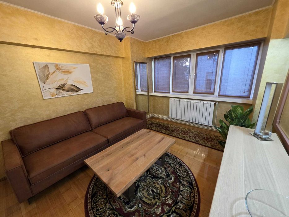 Inchiriez apartament lux ultracentral langa teatrul national