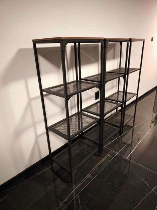 Продавам офис мебели