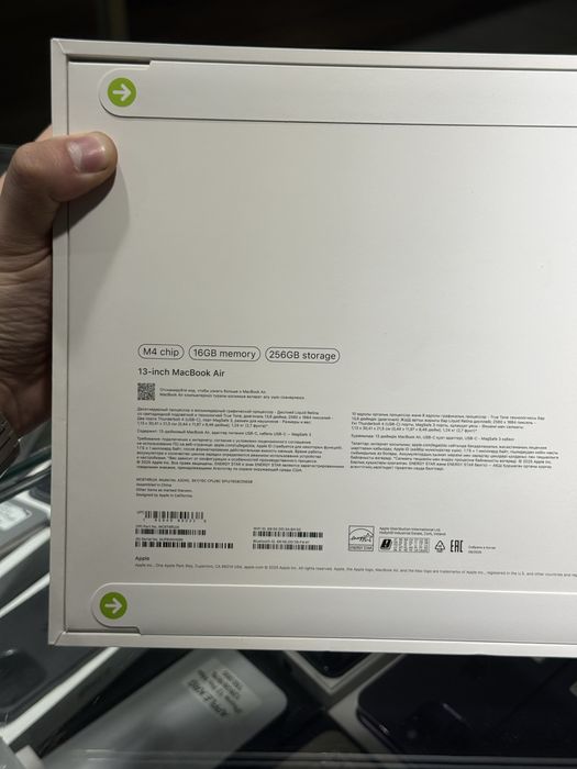 Macbook air m4 new 16/256