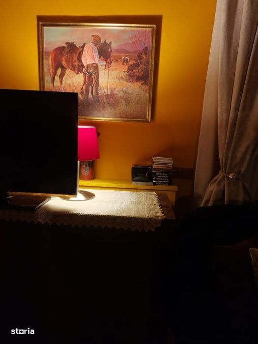 Apartament 54mp, etaj 1, centru, parcare in curte ,zona Primariei