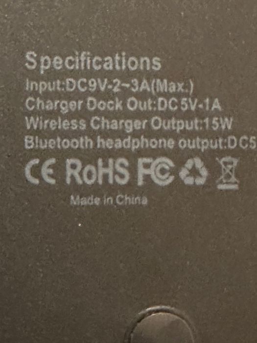 Statie de incărcare wireless 4 în 1, negru, 15 W, pentru telefon, ceas inteligent și căști.