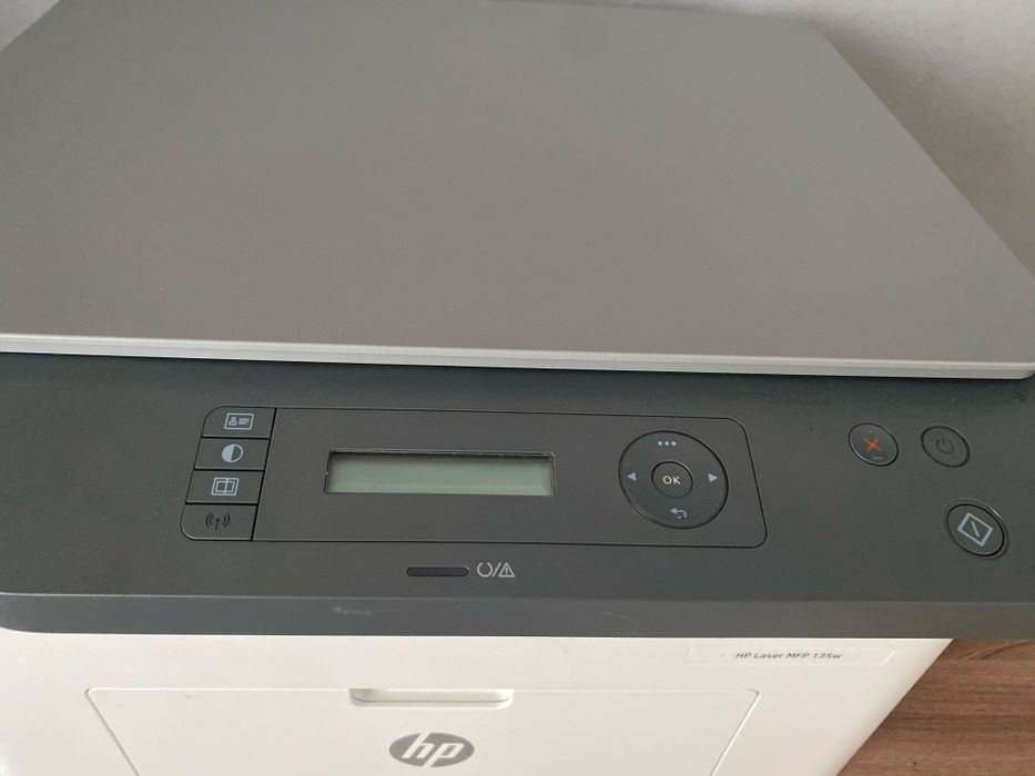 Продам принтер HP Laser MFP 135w