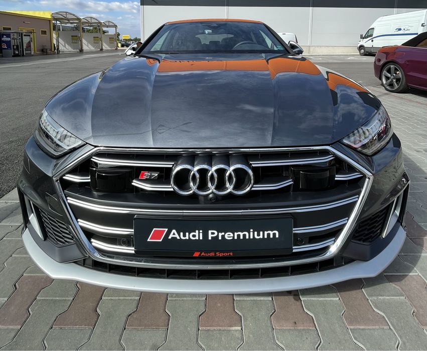 Предна решетка Ауди S7  2023г Оригинална  без никакви забележки