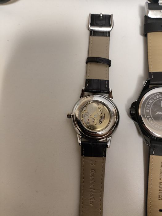 Продам наручные часы