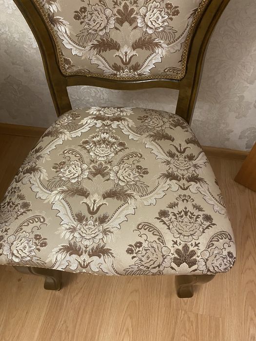 Стулья для гостиной