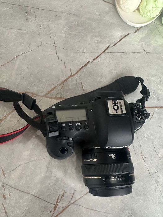 Фотокамера Canon EOS 6D Mark II