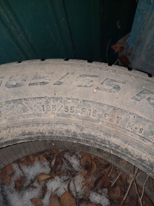 Шины 15 зимние..