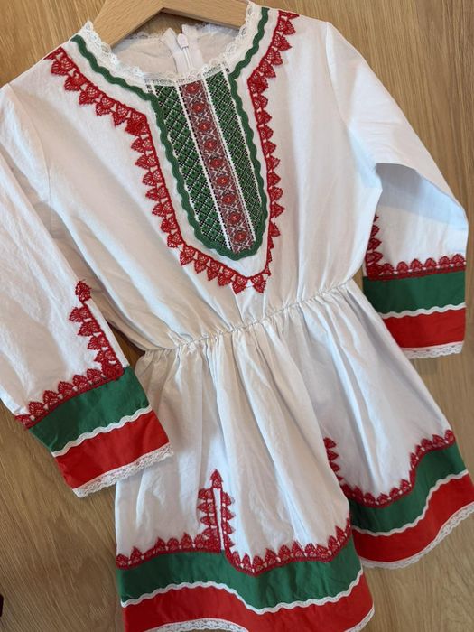 детска носия за момиче