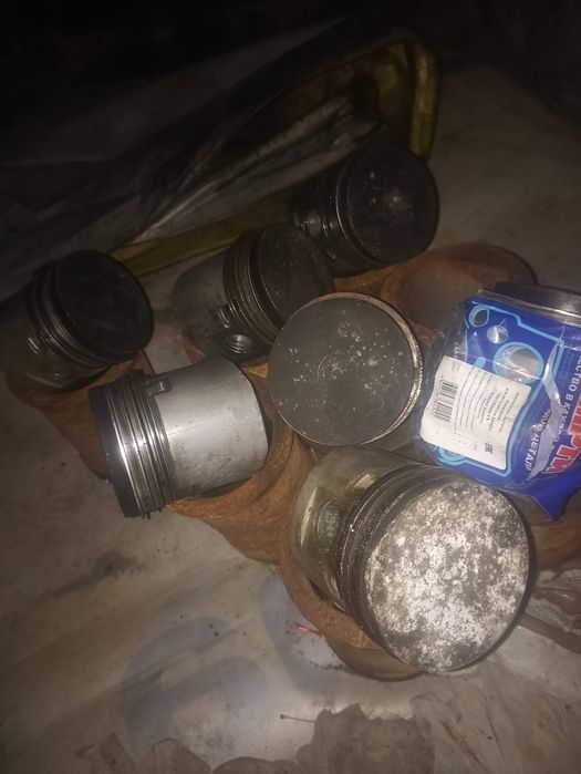 Продам запчасти на  ЗИЛ 130