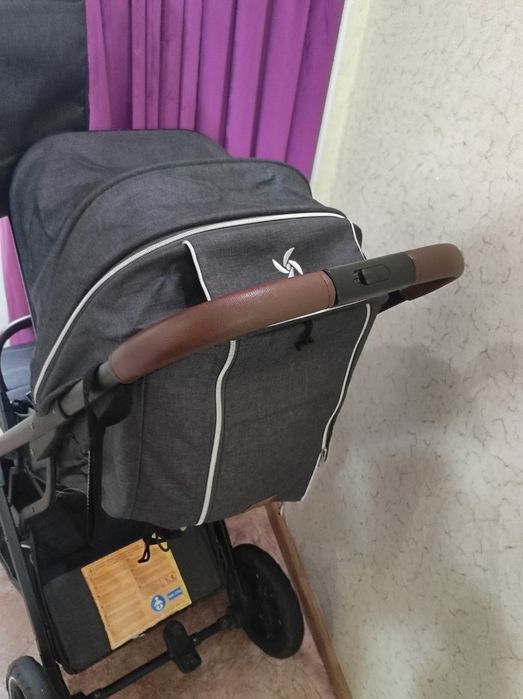 Коляска детская  в отличном состоянии