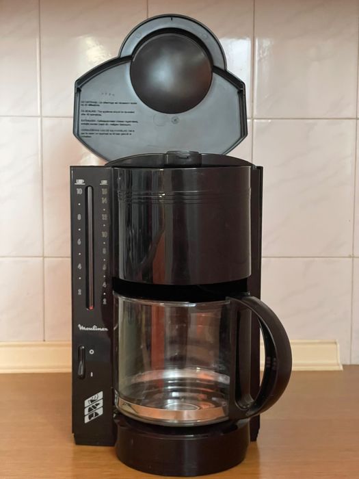 ФРЕНСКА Кафемашина Moulimex използваща филтри.