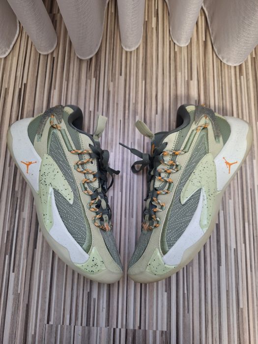 Air Jordan Luka 2 mărime 41 (uk7) ca noi.