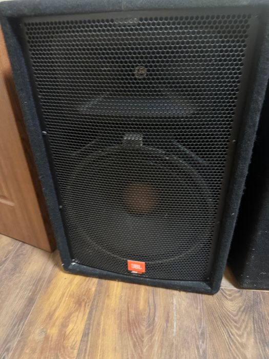 JBL Тинклони 15 инча