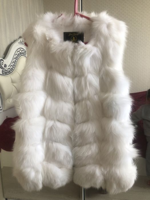 Меховая желетка срочна