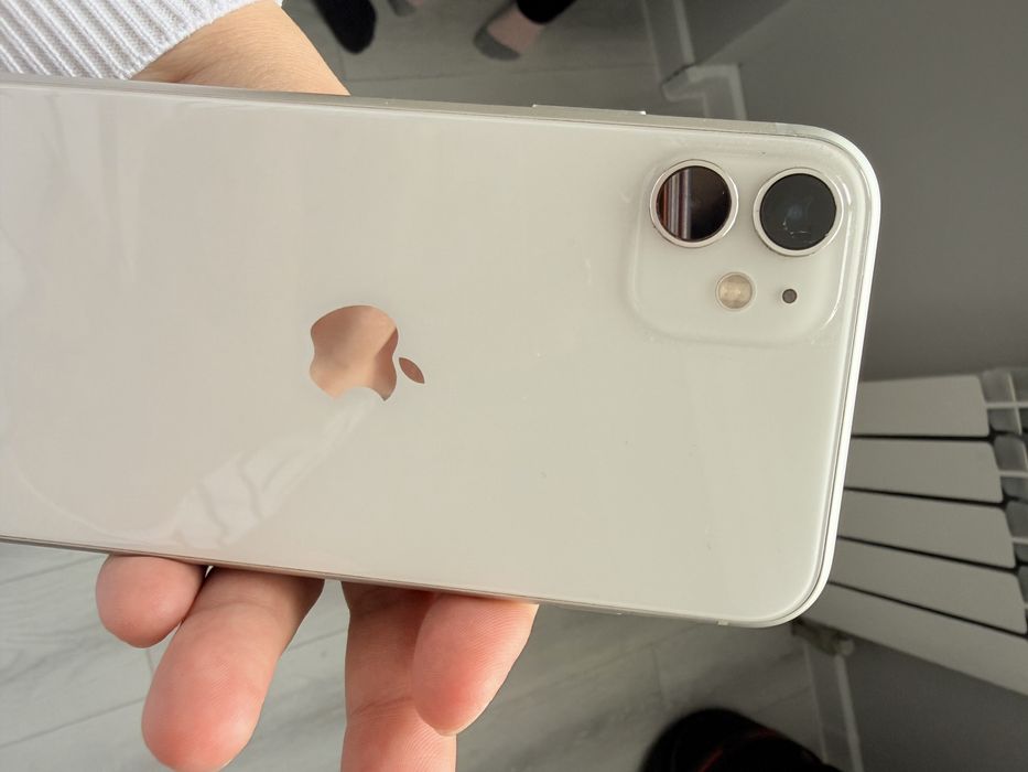 Айфон 11 продается