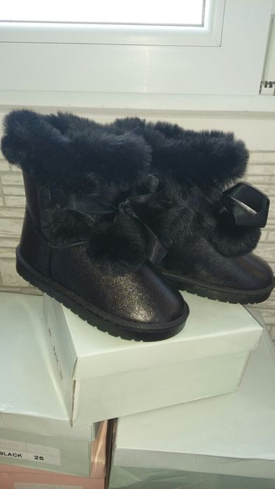 Детски боти с пух