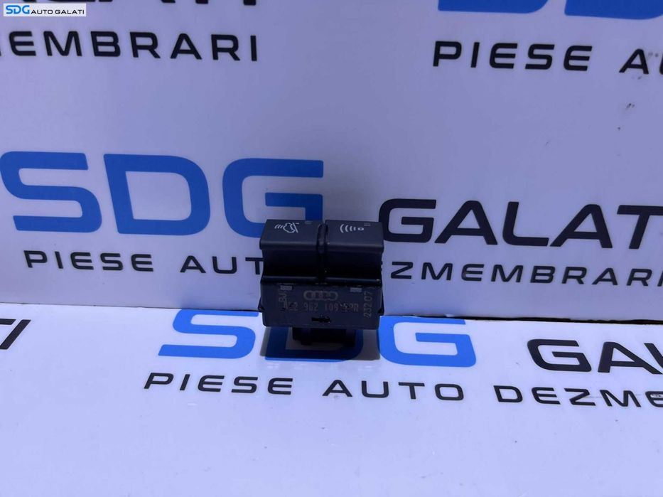 Buton Butoane Alarma Audi A4 B6 2001 - 2005 Cod 8E2962109
