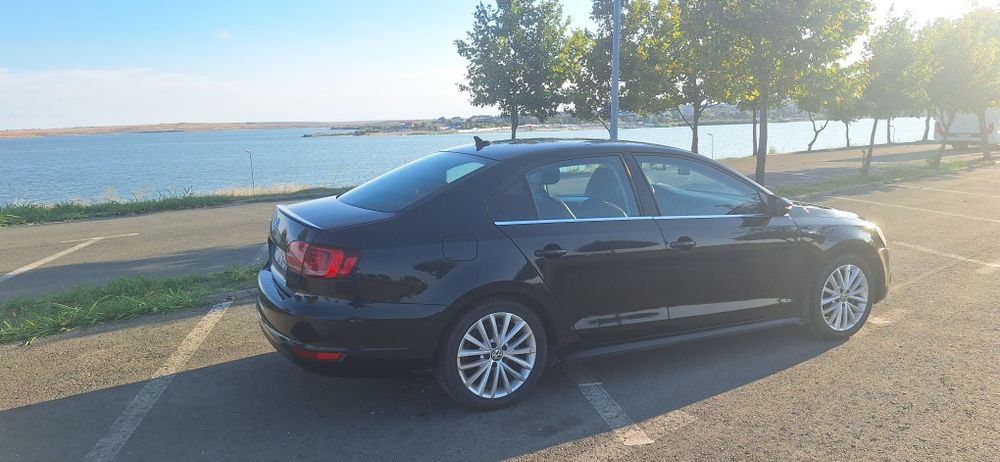VOLKSWAGEN Jetta 2013 — imagine 5