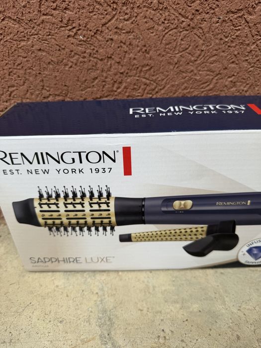 Vând perie cu aer cald Remington Sapphire Luxe Nouă sigilată