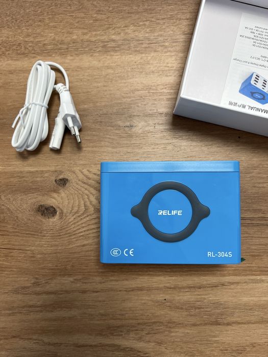 Зарядно устройство Relife RL-304s 220V с 6 USB