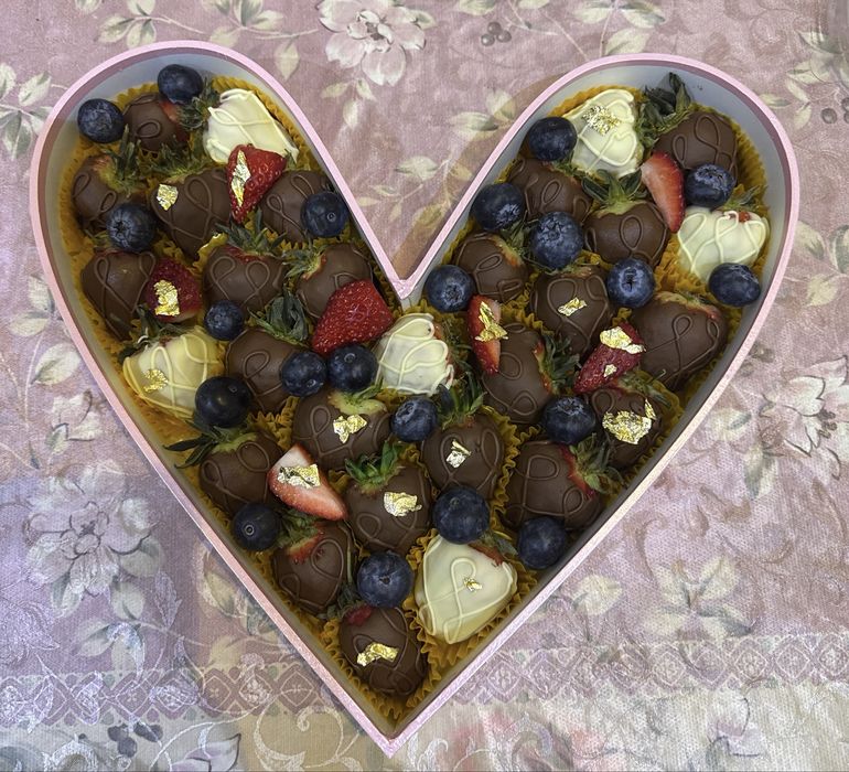 Клубника в шоколаде праздник подарок рамадан
