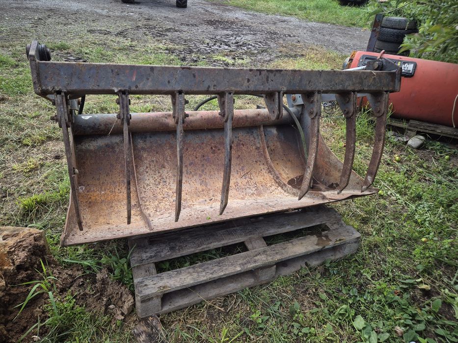 Cupa crocodil tractor